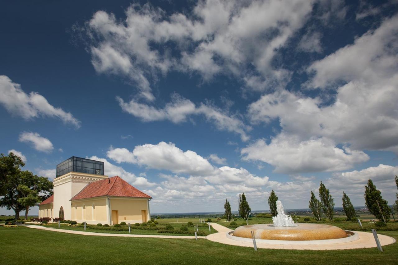 Ladanjsko Imanje Principovac Bed & Breakfast Ilok Bagian luar foto